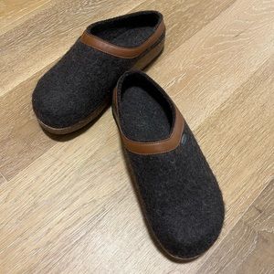 Women’s Geisswein Chamereau Gray Wool Felt Slipper Clog Size 38 EU 7 7.5 US